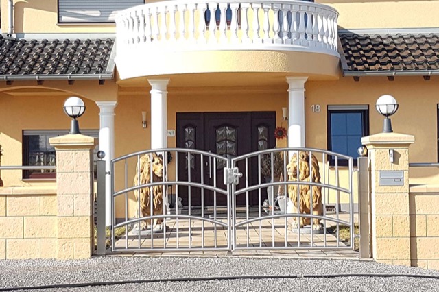 Tore und Zäune